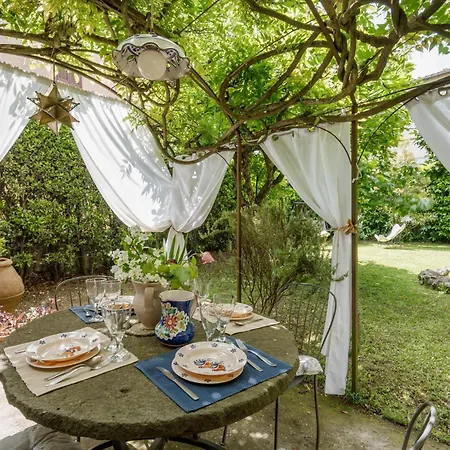 Amazing In With Outdoor Swimming Pool Sutri
