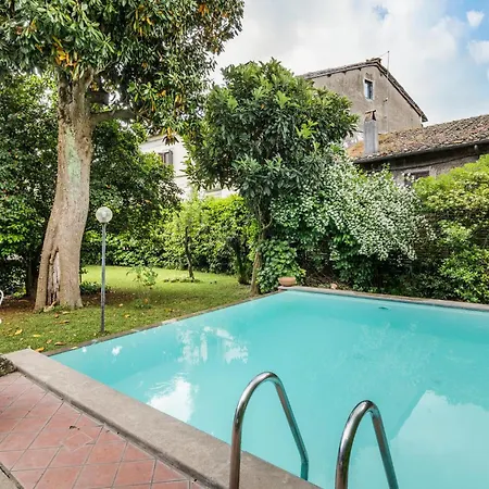 Apartamento Amazing In With Outdoor Swimming Pool *